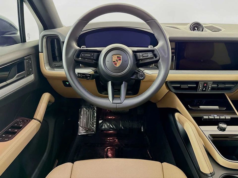 2026 Porsche 9Y0/9Y3 Cayenne Coupe - Image 23 of 31