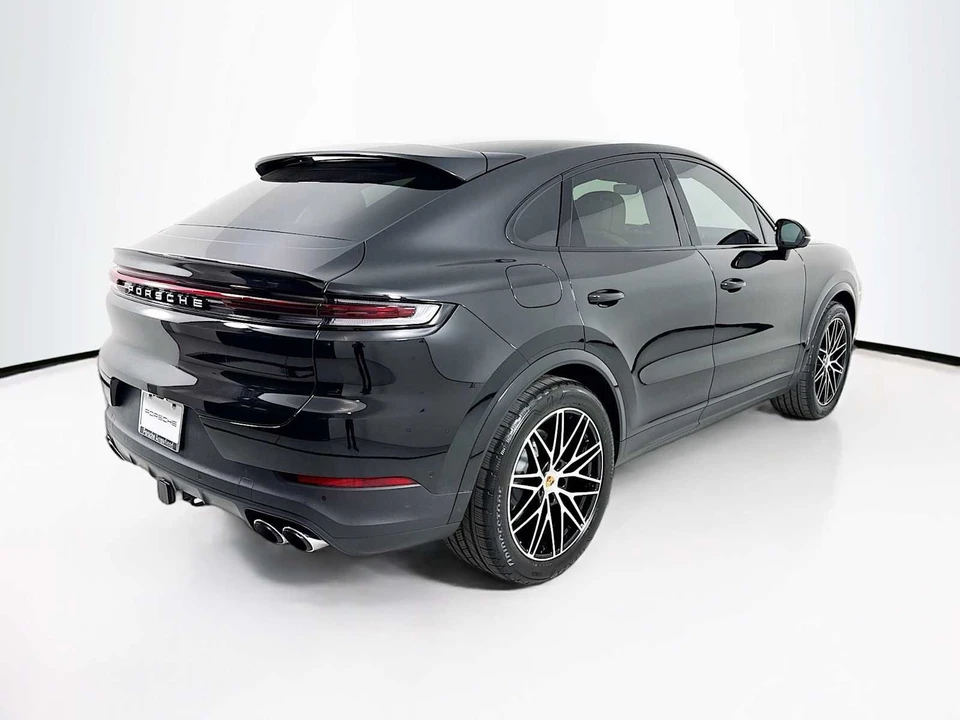 2026 Porsche 9Y0/9Y3 Cayenne Coupe - Image 9 of 31