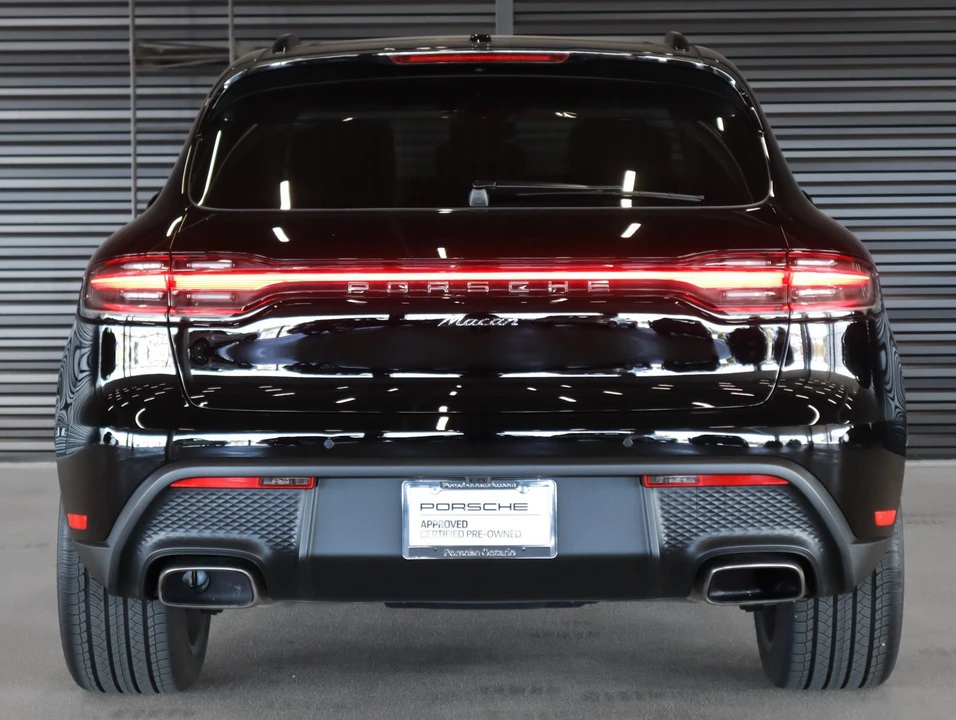 2026 Porsche Macan Electric - Image 9 of 29