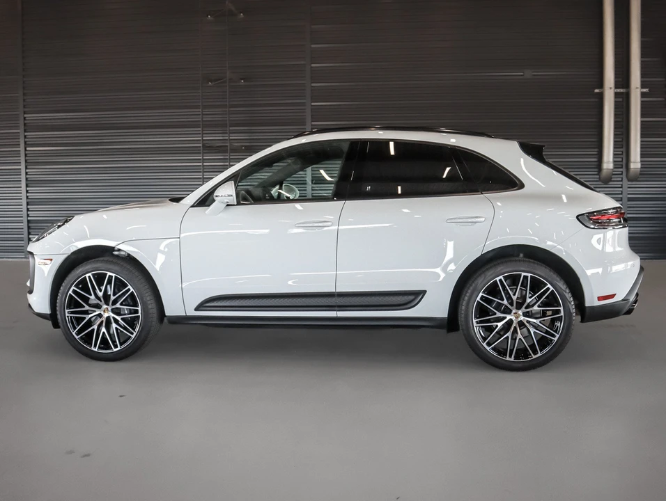 2026 Porsche Macan Electric - Image 2 of 31