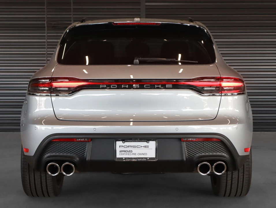 2026 Porsche Macan Electric - Image 9 of 30
