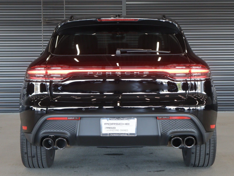 2026 Porsche Macan - Image 9 of 31