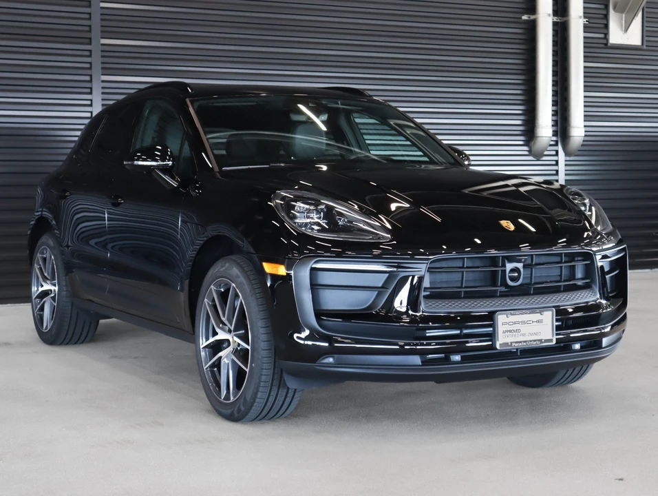 2026 Porsche Macan - Image 7 of 31