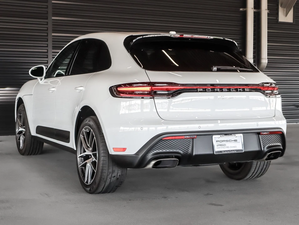 2026 Porsche Macan - Image 3 of 30