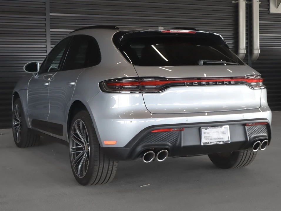 2026 Porsche Macan - Image 3 of 30