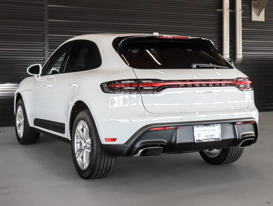 2026 Porsche Macan - Image 3 of 30