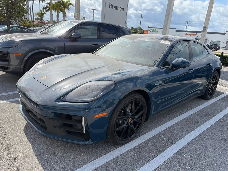 2026 Porsche 976 Panamera - Image 6 of 14