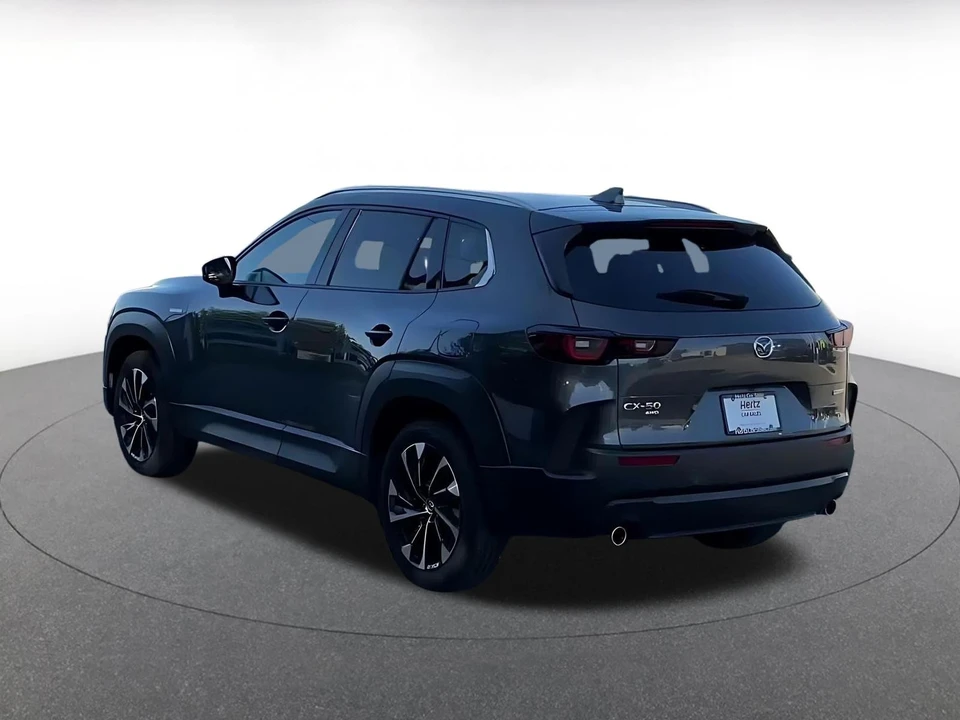2025 Mazda CX-50 - Image 12 of 31