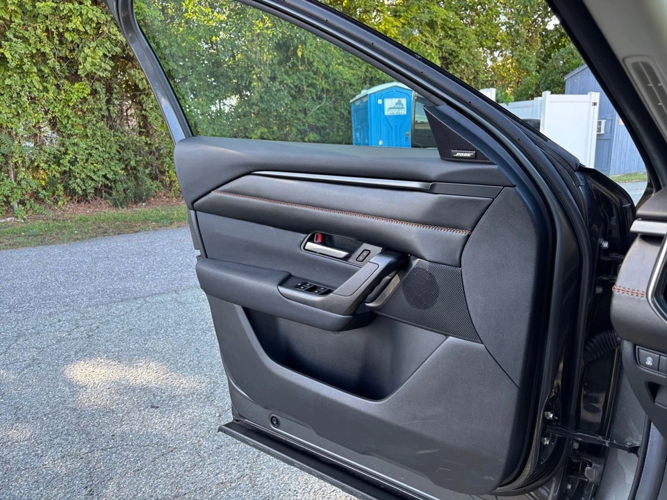 2025 Mazda CX-50 - Image 20 of 31