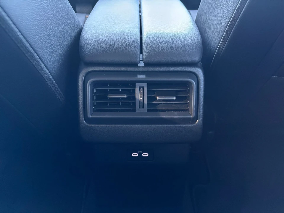 2025 Mazda CX-50 - Image 26 of 31