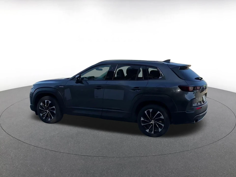 2025 Mazda CX-50 - Image 11 of 31