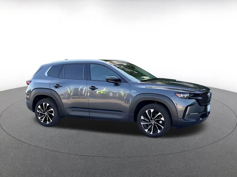 2025 Mazda CX-50 - Image 2 of 31