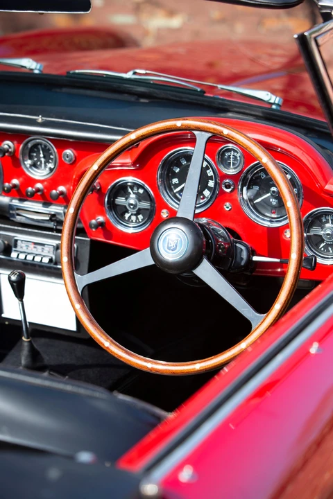 1963 Aston Martin DB4 Convertible - Image 4 of 31