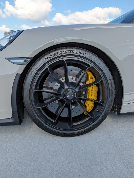 2018 Porsche 991 GT3 - Image 17 of 31