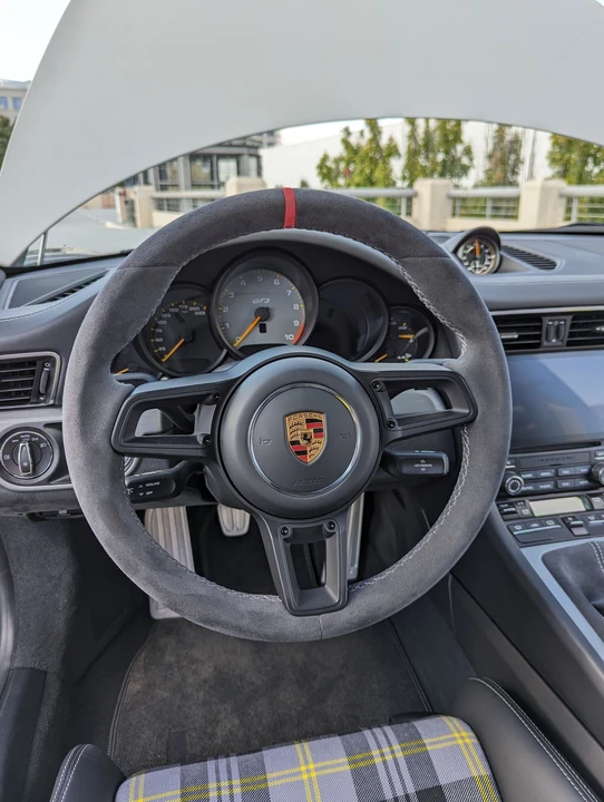 2018 Porsche 991 GT3 - Image 27 of 31