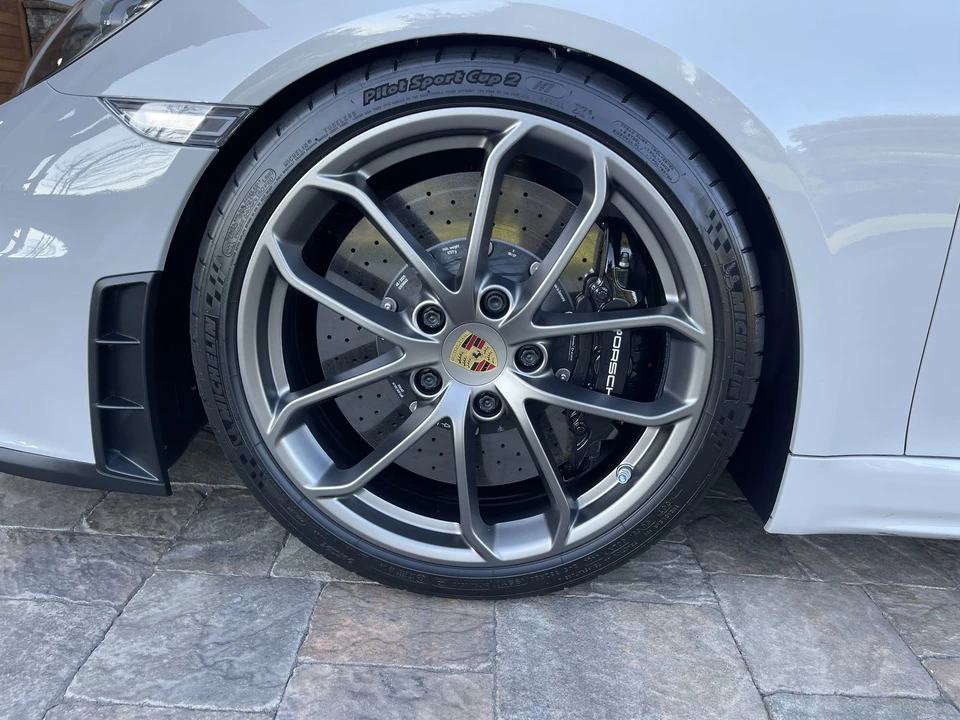 2021 Porsche 718 Boxster Spyder - Image 12 of 31
