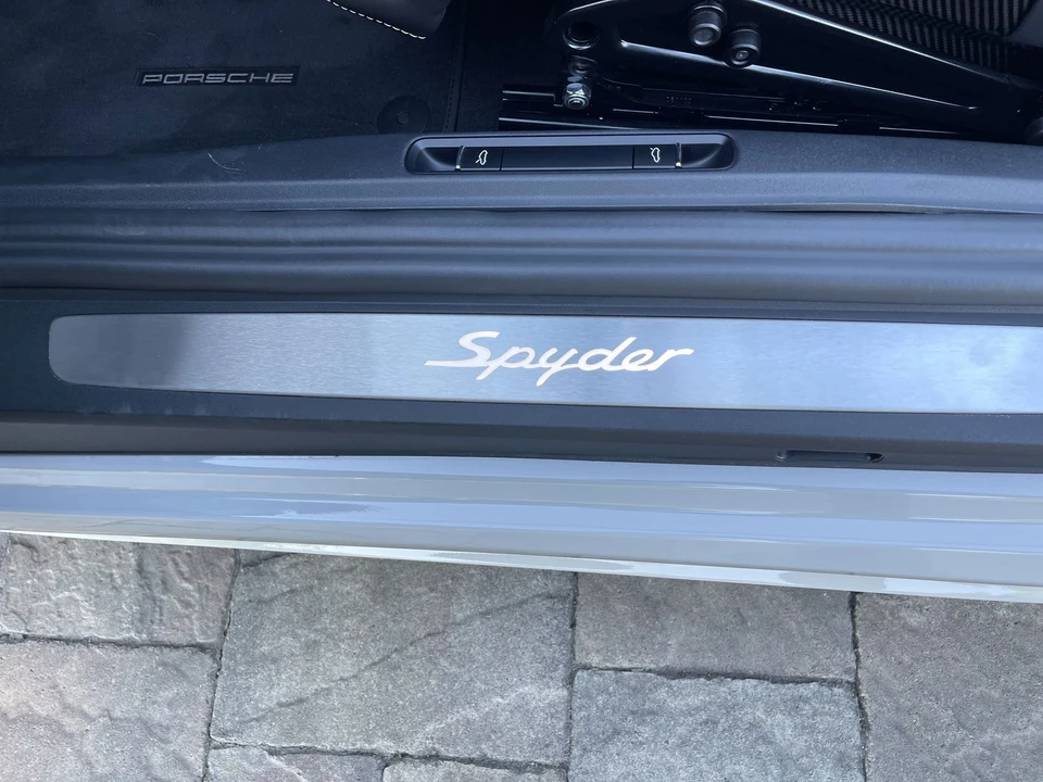 2021 Porsche 718 Boxster Spyder - Image 20 of 31