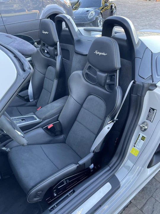 2021 Porsche 718 Boxster Spyder - Image 24 of 31