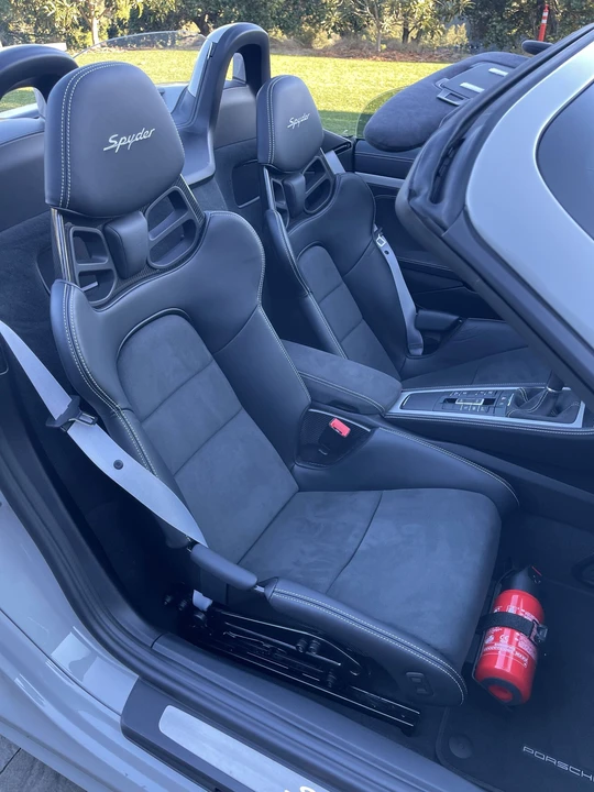 2021 Porsche 718 Boxster Spyder - Image 27 of 31