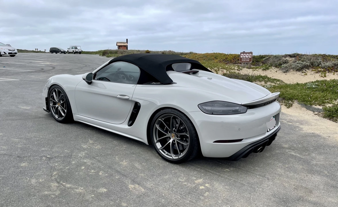 2021 Porsche 718 Boxster Spyder - Image 28 of 31