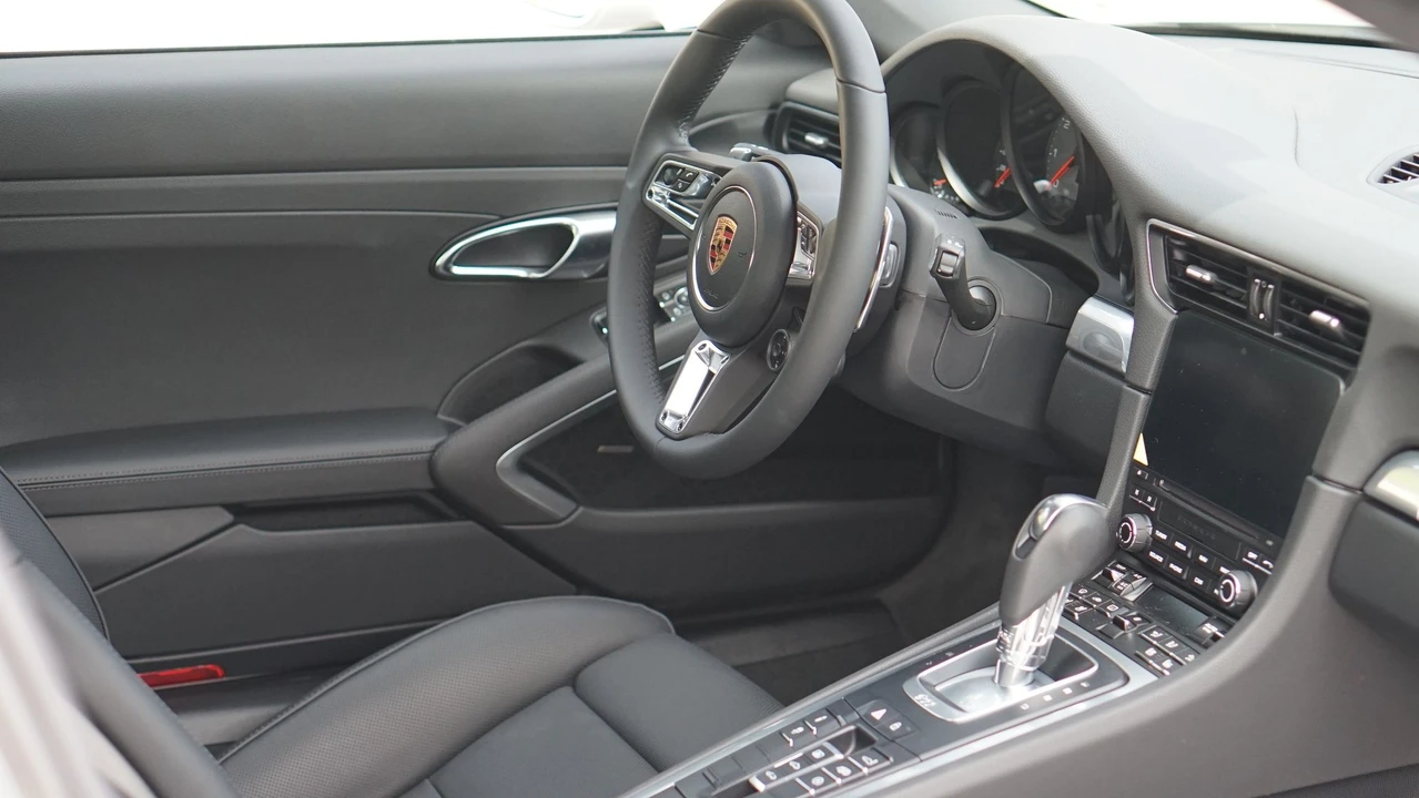 2019 Porsche 991 Carrera 4S - Image 18 of 29