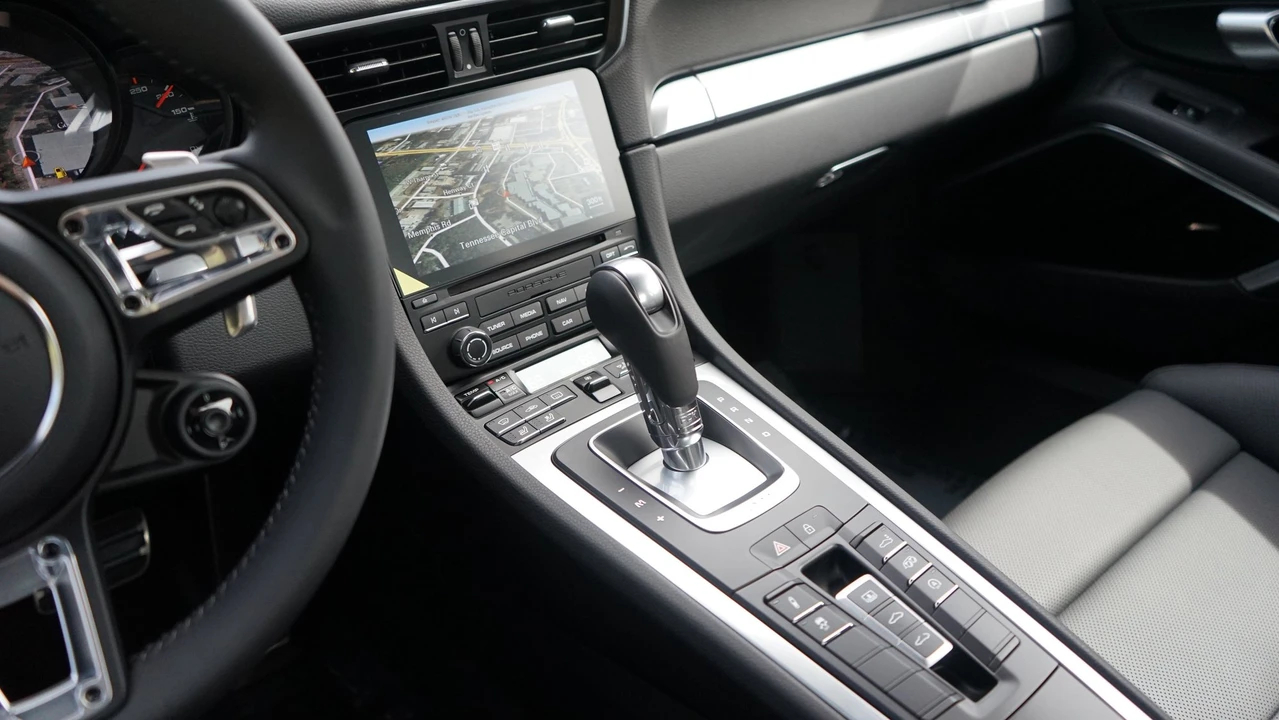 2019 Porsche 991 Carrera 4S - Image 24 of 29