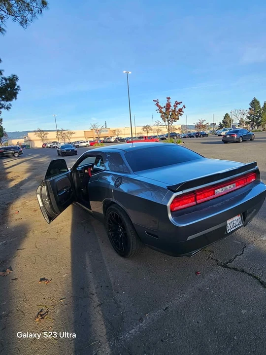 2012 Dodge Challenger 3rd Gen - Image 3 of 10