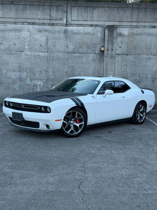 2016 Dodge Challenger 3rd Gen - Image 2 of 18