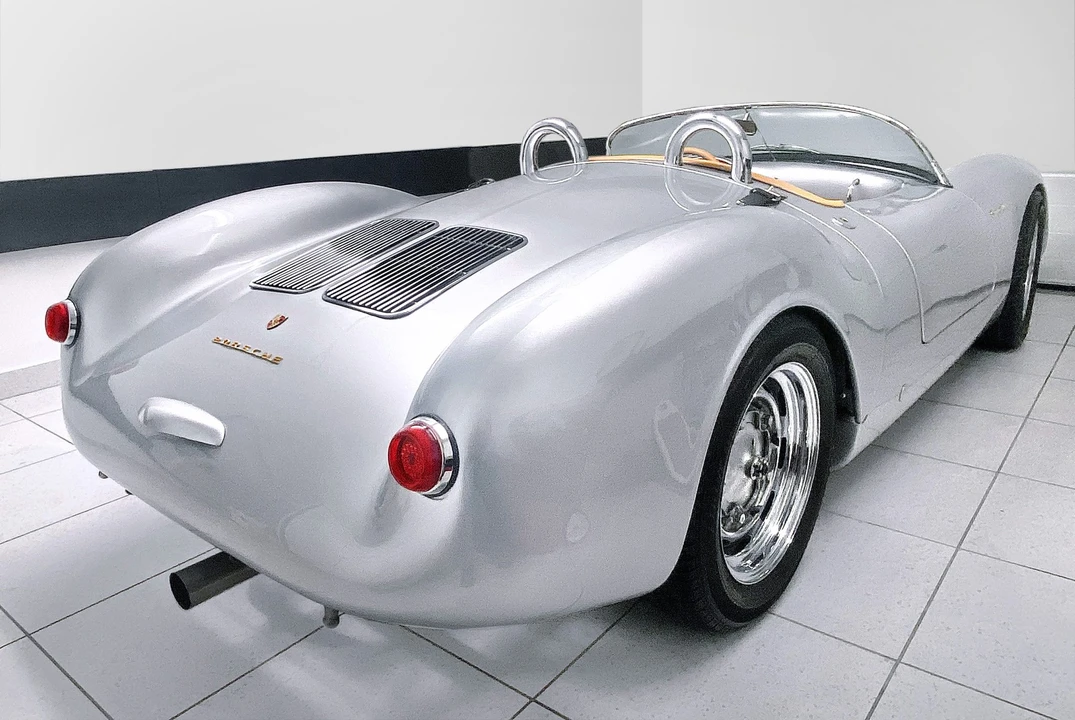 Porsche 550 - Image 4 of 31