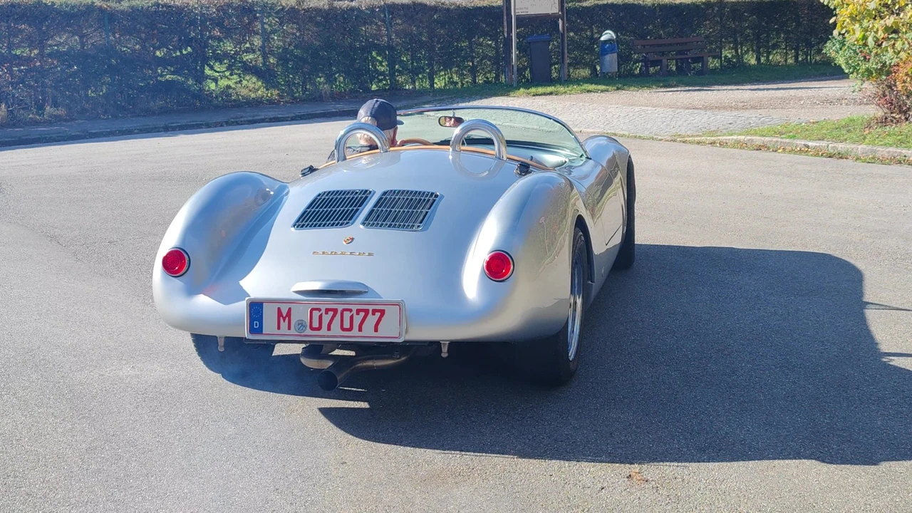 Porsche 550 - Image 24 of 31