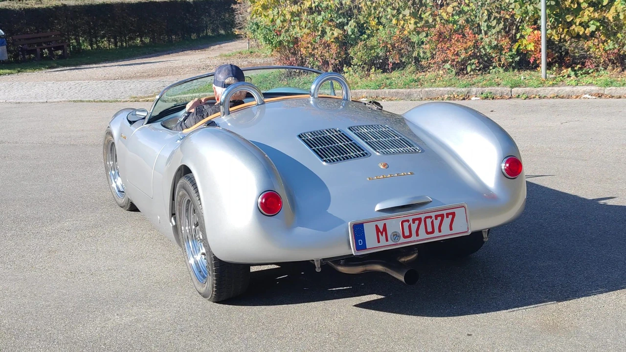 Porsche 550 - Image 27 of 31