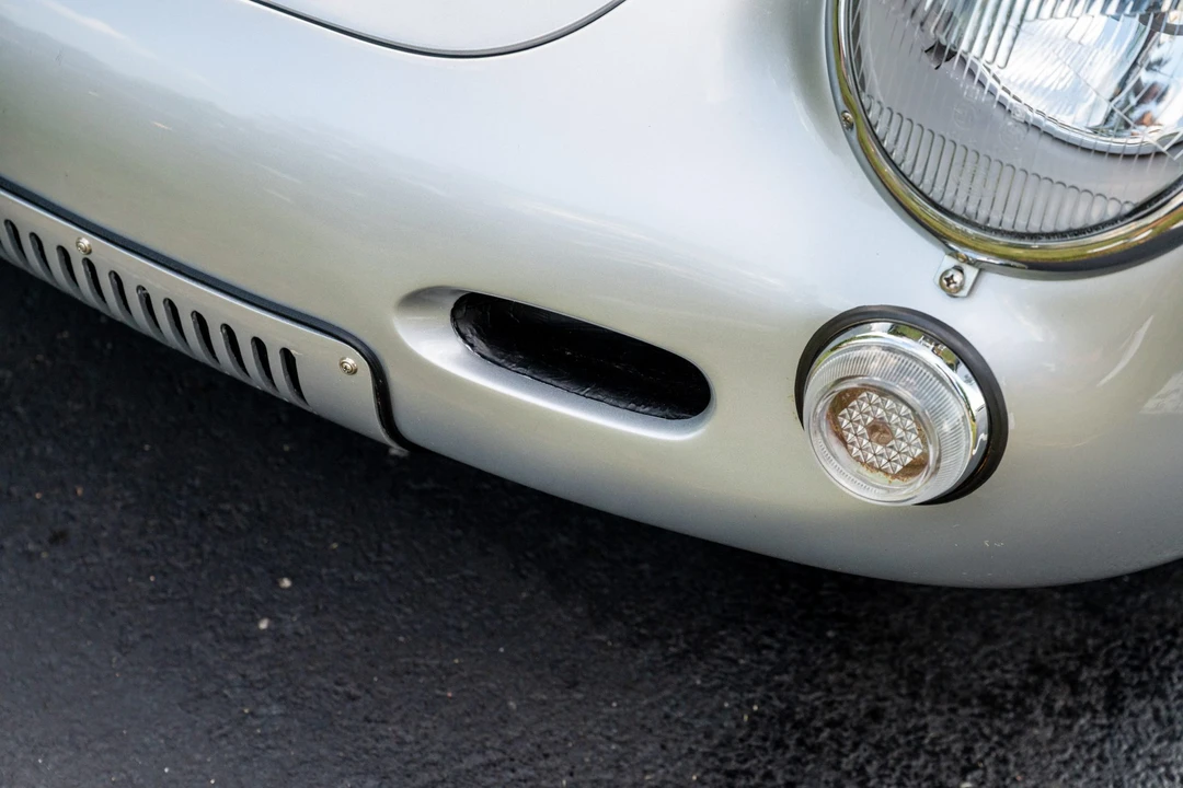 Porsche 550 - Image 26 of 31