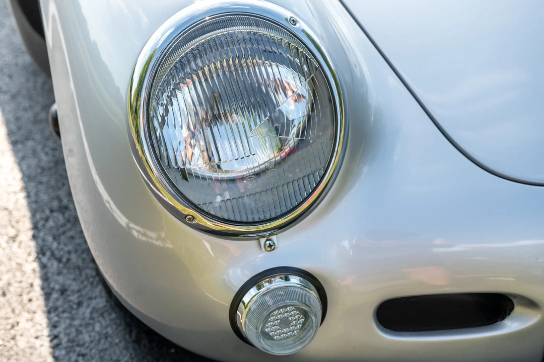 Porsche 550 - Image 12 of 31