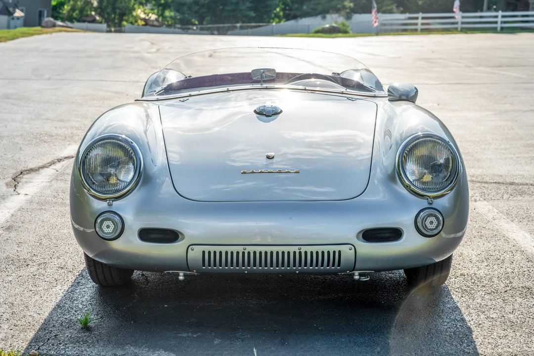 Porsche 550 - Image 2 of 31