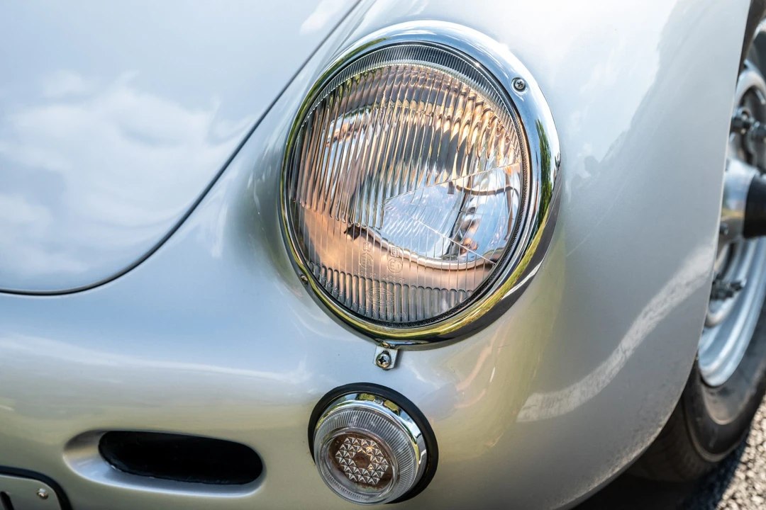 Porsche 550 - Image 11 of 31