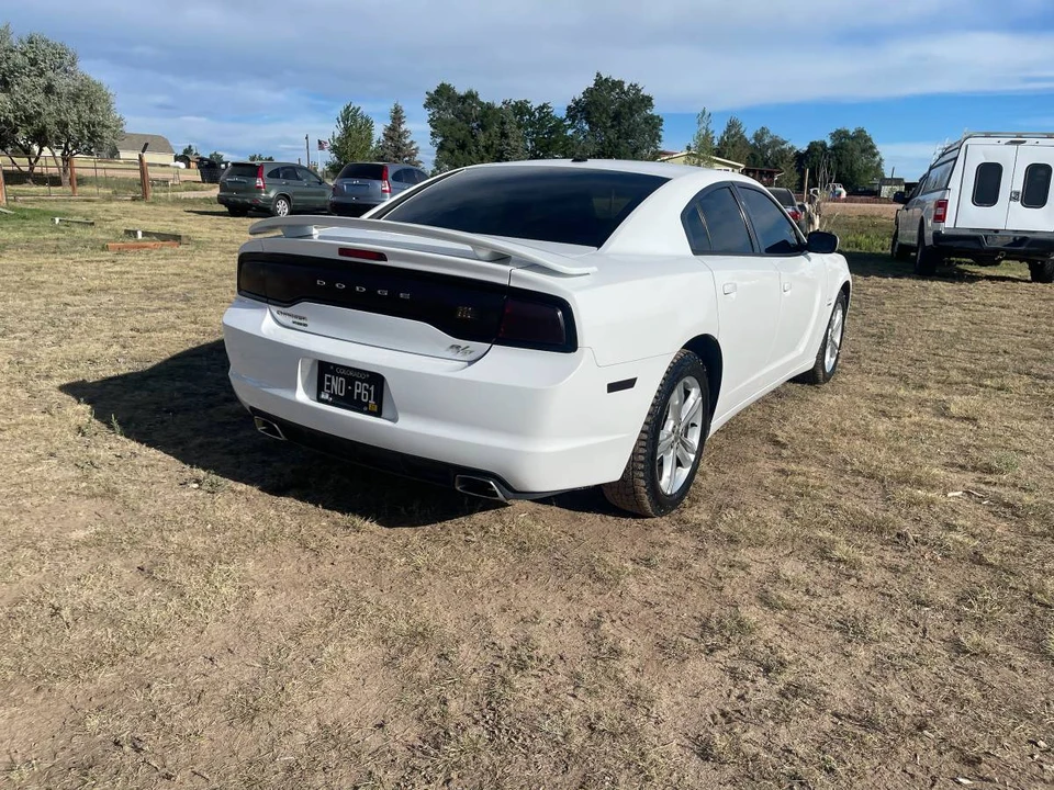 2011 Dodge Charger 7th Gen - Image 3 of 8