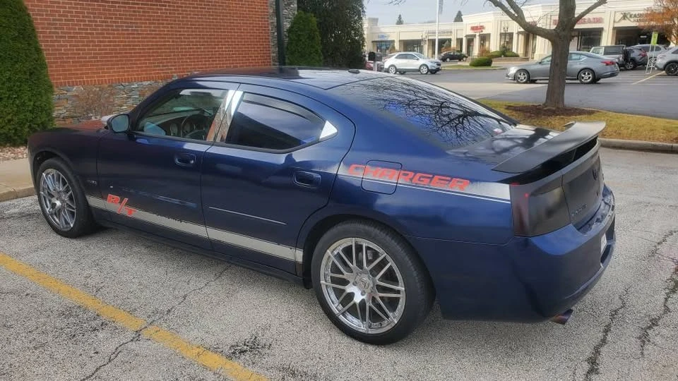 2006 Dodge Charger 6th Gen - Image 11 of 18