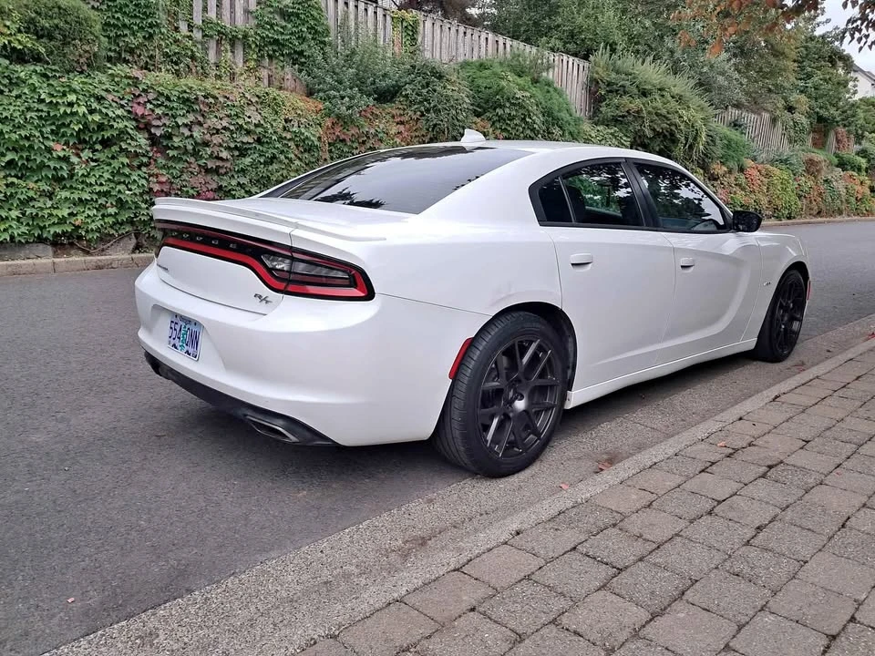 2016 Dodge Charger 7th Gen - Image 2 of 2