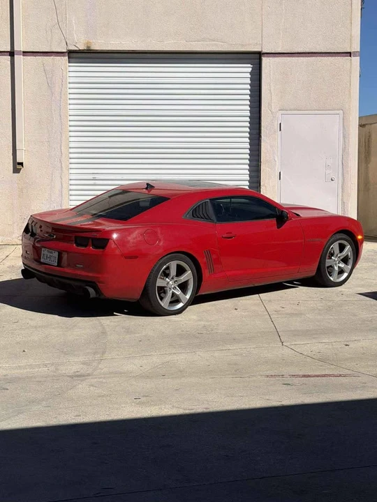2011 Chevrolet Camaro 5th Gen - Image 5 of 9
