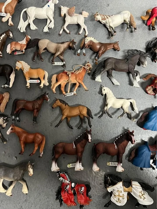 Parts & Memorabilia Scale Models - Image 4 of 5
