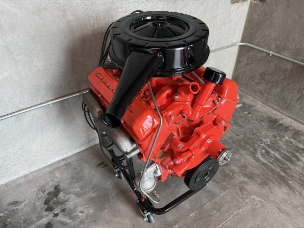 Parts & Memorabilia Engines - Image 2 of 4