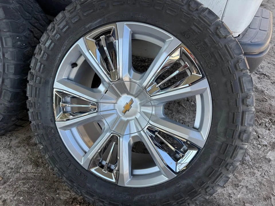 2022 Chevrolet Silverado 4th Gen - Image 3 of 10