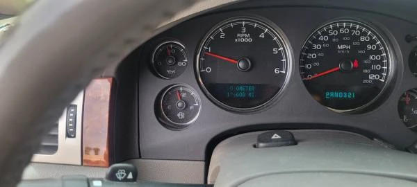 2007 Chevrolet Avalanche - Image 8 of 14