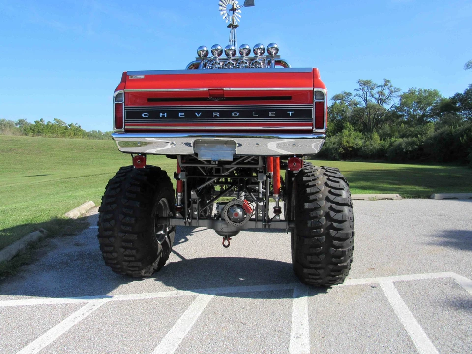 Chevrolet C/K 2nd Gen - Image 12 of 31