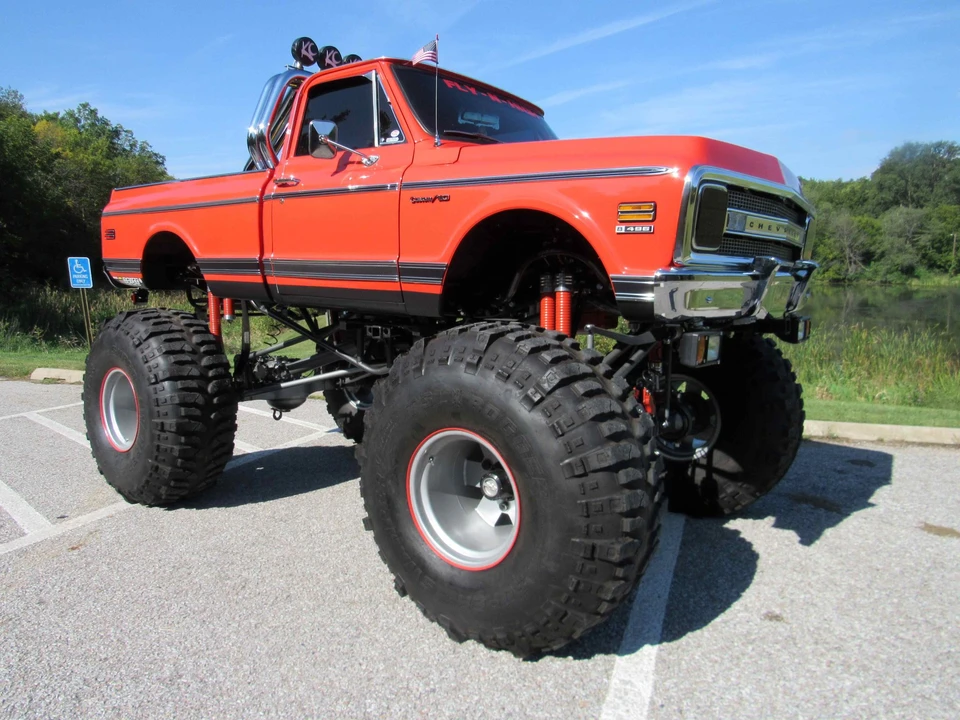 Chevrolet C/K 2nd Gen - Image 7 of 31