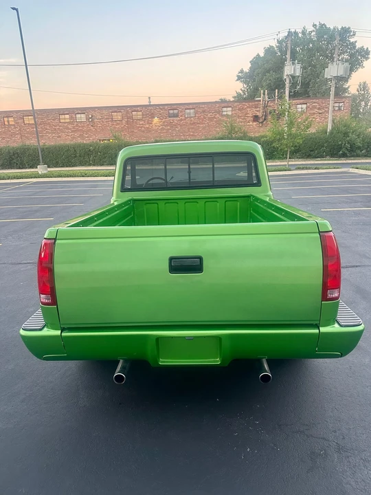 Chevrolet C/K 2nd Gen - Image 13 of 31