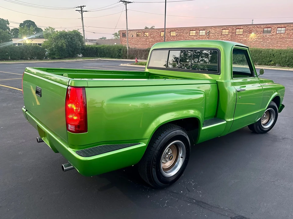 Chevrolet C/K 2nd Gen - Image 15 of 31