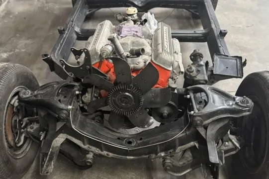 Chevrolet C2 Corvette Chassis 327/365 4-Speed