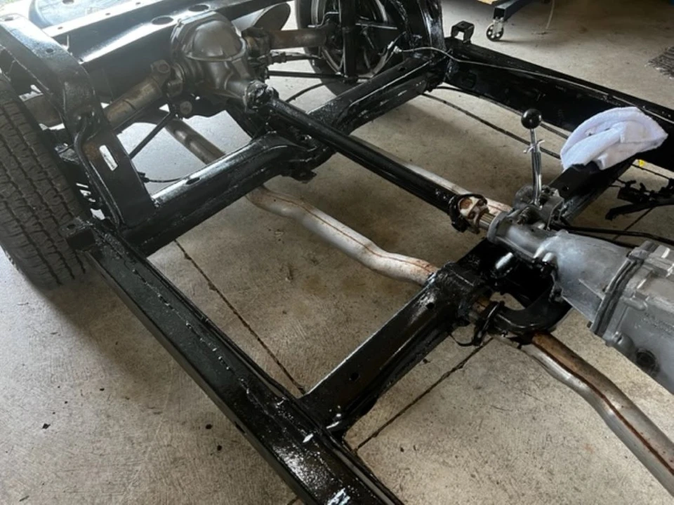 Parts & Memorabilia Engines - Image 19 of 31