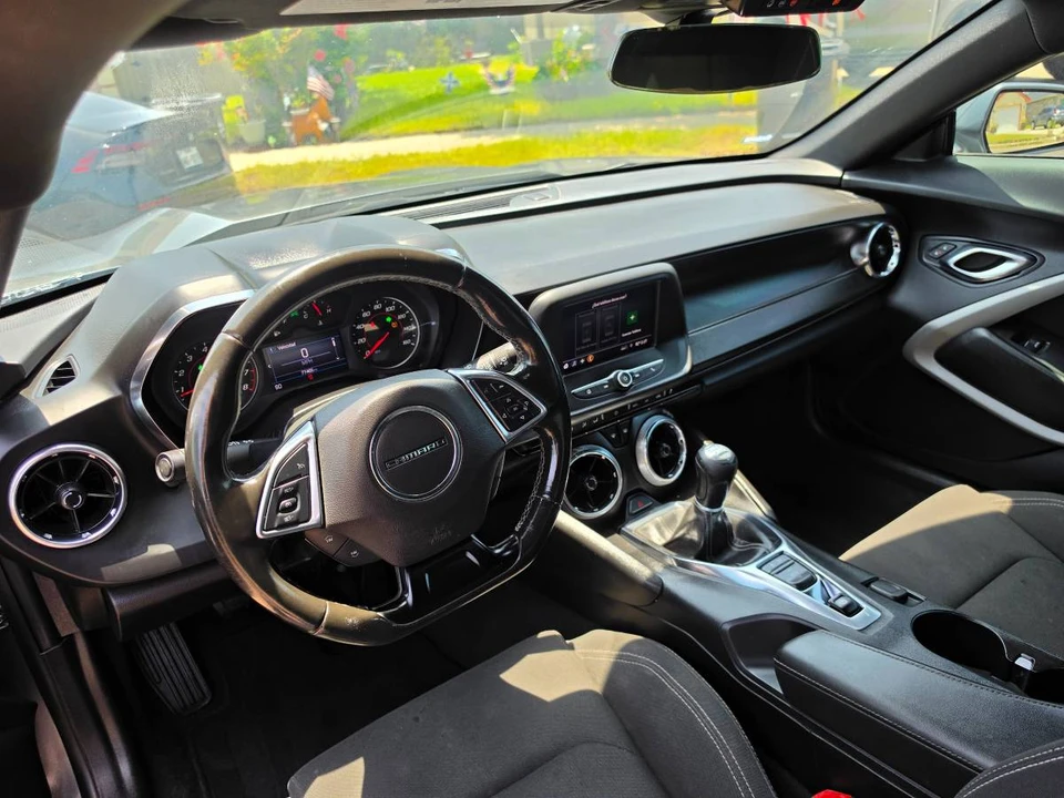 2020 Chevrolet Camaro 6th Gen - Image 8 of 10